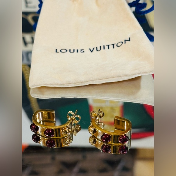 💎LOUIS VUITTON Chain Pierce Earrings Full Inclusion - Picture 16 of 17